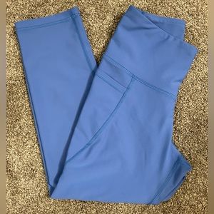 Elevate Go-Dry Capri Leggings